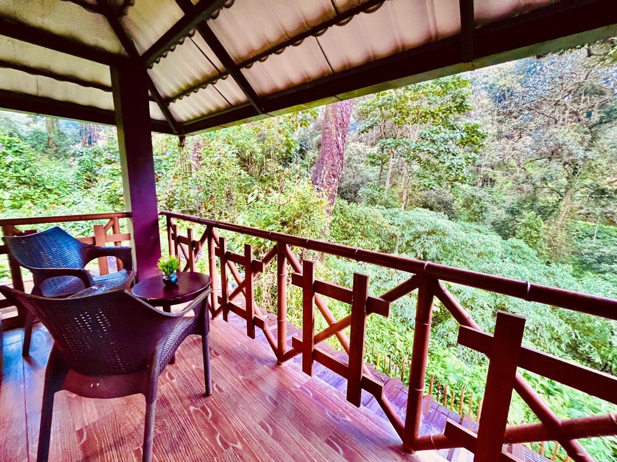 Munnar Tea Estate Cottage And Resort - Away From City Hustle ภายนอก รูปภาพ