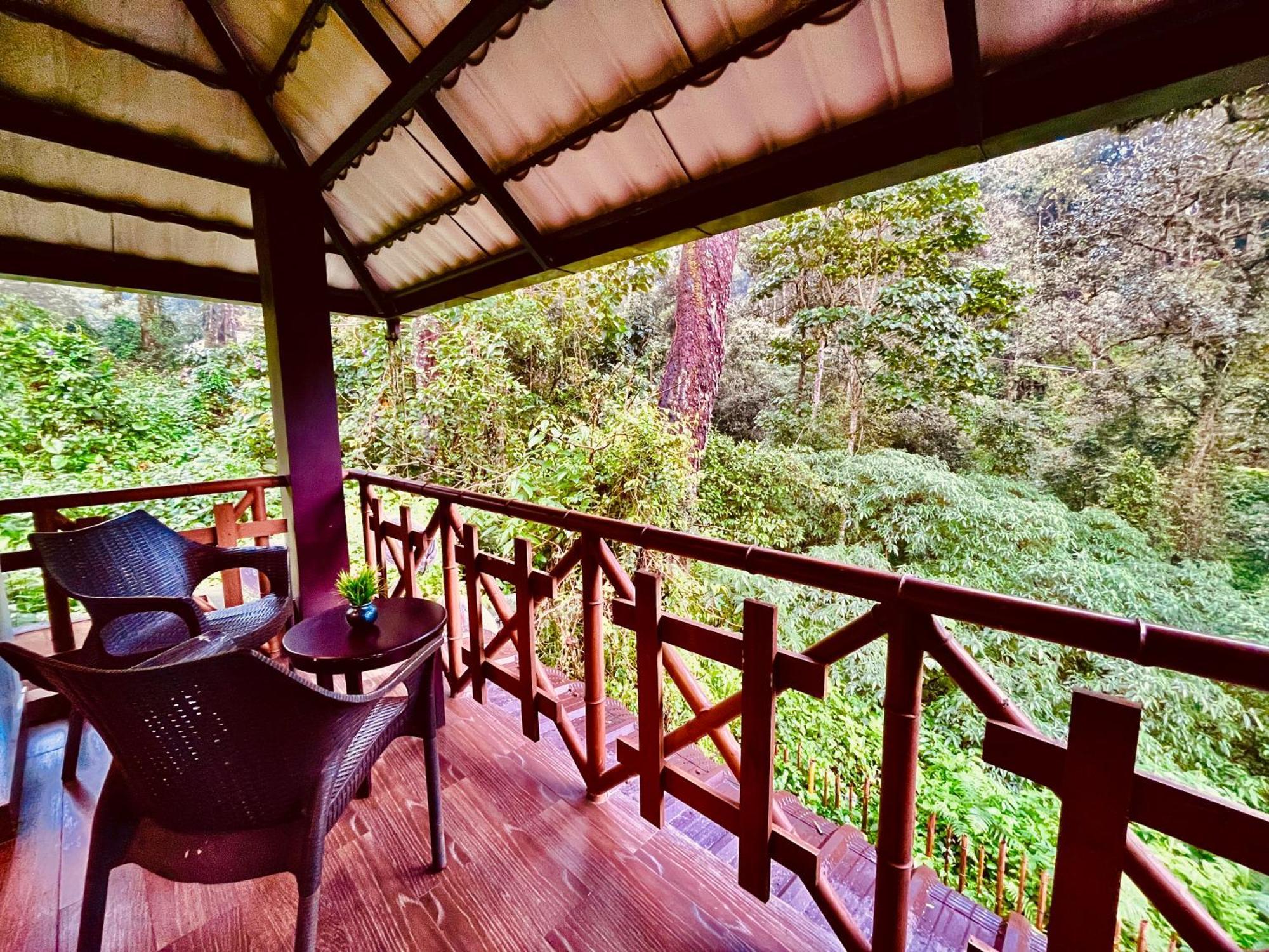 Munnar Tea Estate Cottage And Resort - Away From City Hustle ภายนอก รูปภาพ